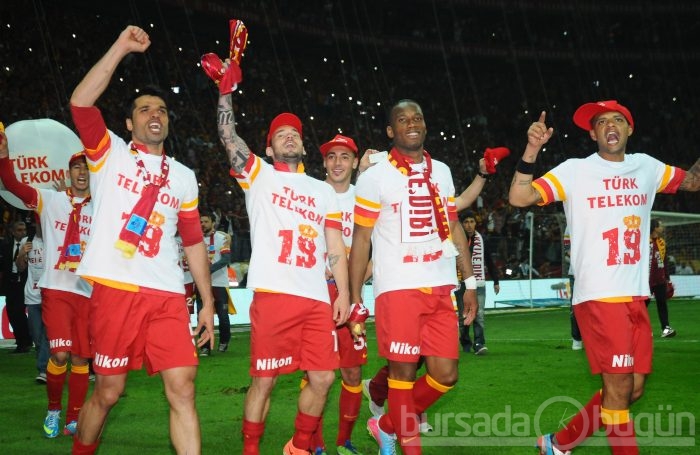 2012 - 2013 sezonu şampiyon Galatasaray
