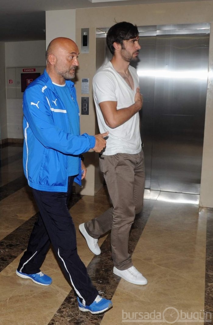 Bursasporlu futbolculardan Yazıcı'ya ziyaret 