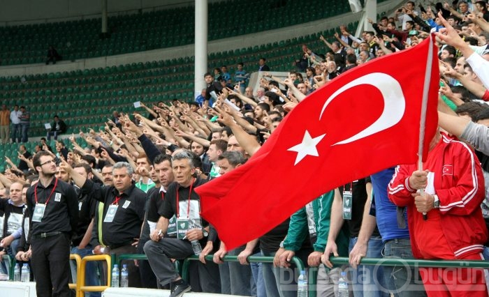 Büyük Başkan için Atatürk Stadı'nda tören