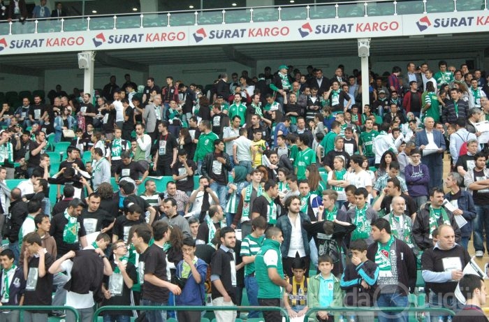Büyük Başkan için Atatürk Stadı'nda tören