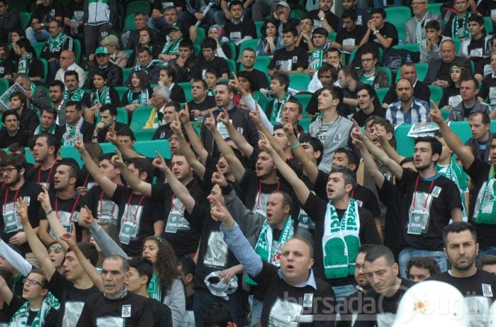 Büyük Başkan için Atatürk Stadı'nda tören
