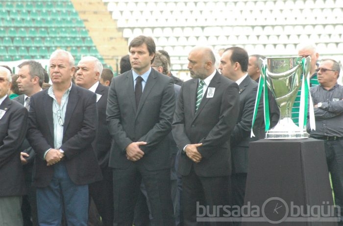 Spor, siyaset ve iş dünyası EFSANE BAŞKAN için bir arada