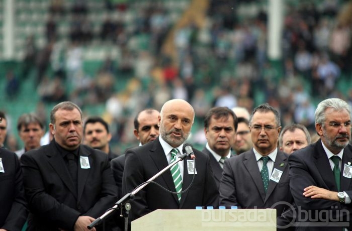İbrahim Yazıcı'nın naaşı kortej eşliğinde Ulucami'ye getirildi