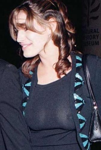 Şeffaf elbiseler
