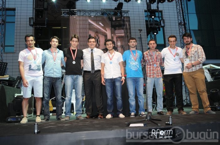 Ceceli'den muhteşem konser