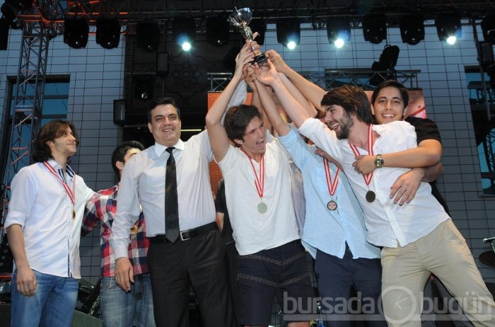 Ceceli'den muhteşem konser