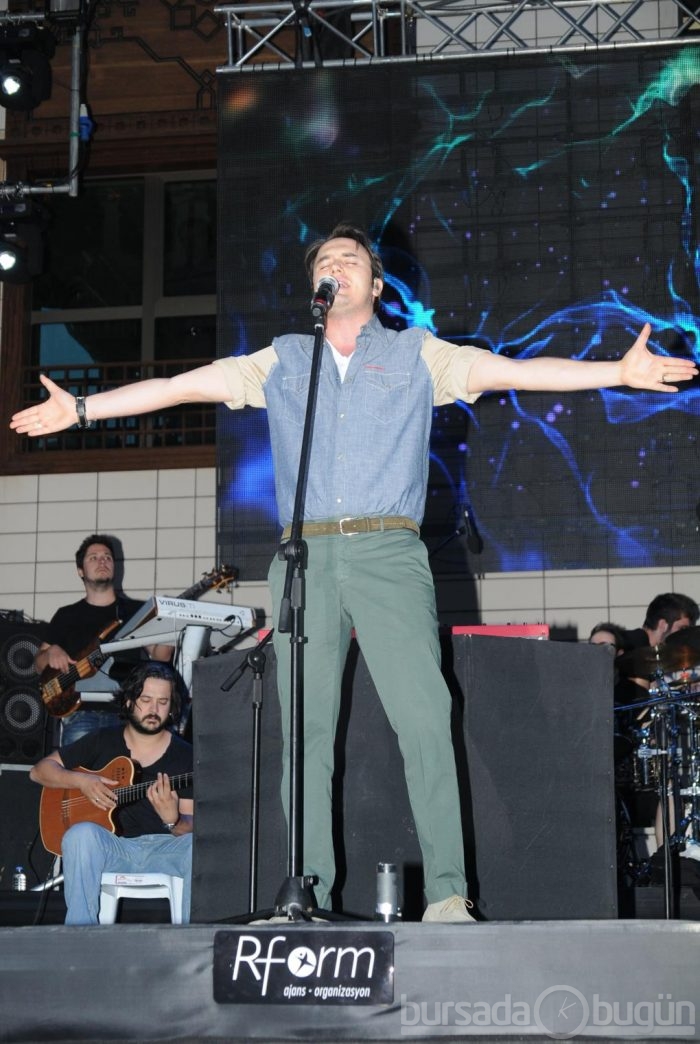 Ceceli'den muhteşem konser