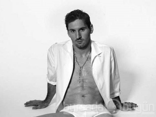 Messi'den şaşırtan pozlar