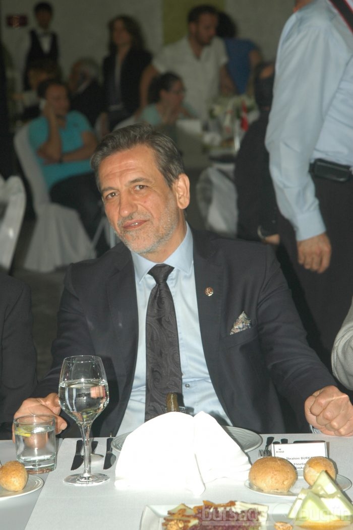 Yılın başarılı işadamları ödüllerini aldı