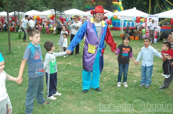 Çocuklar renkli bir gün geçirdi