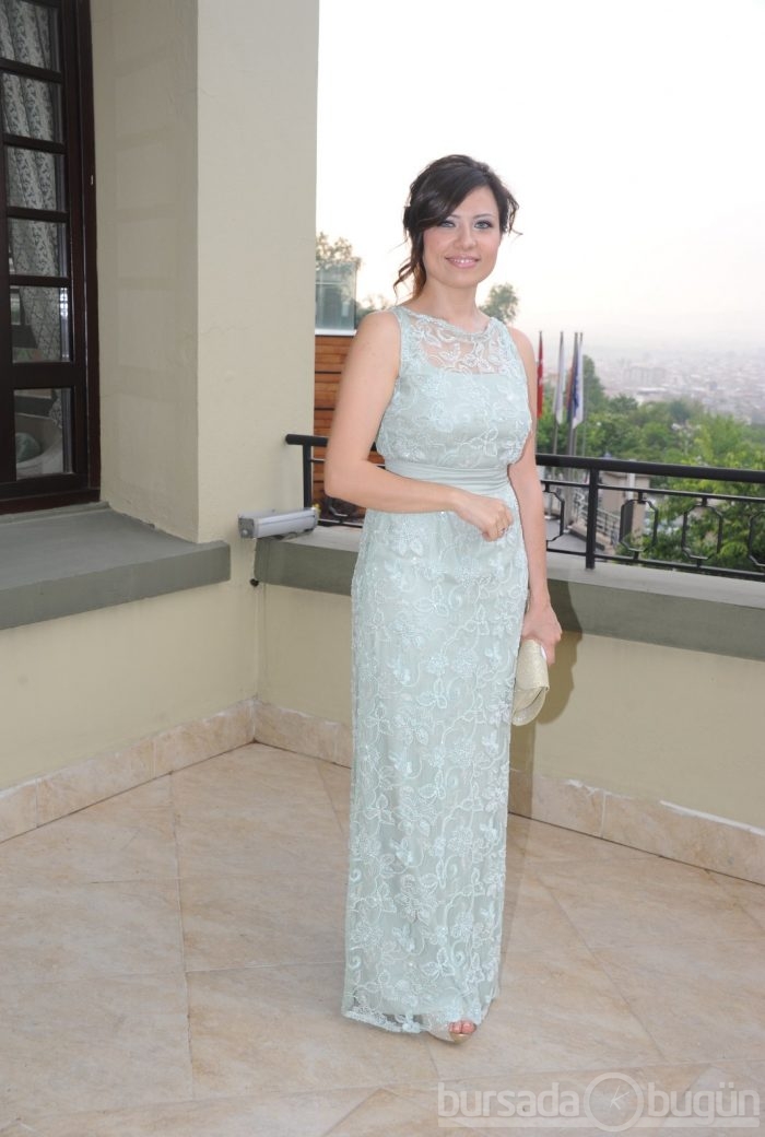 Duygu ile Bahadır Evliliğe ilk adımı attı