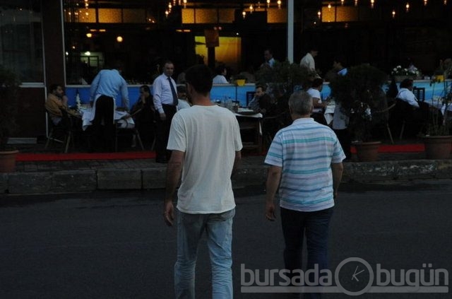 Mecnun'a bak!
