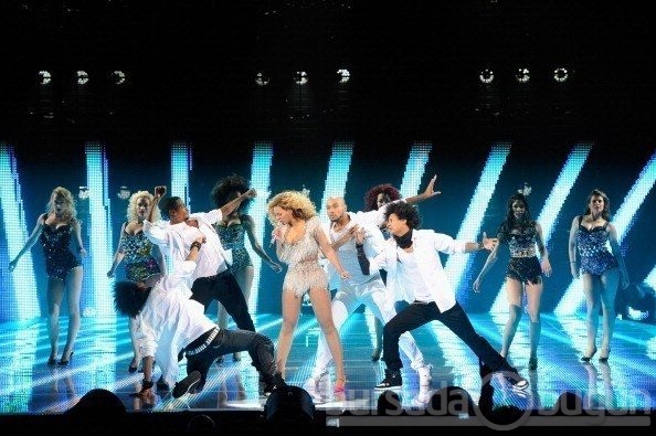 25 bin dolar öde Beyonce ile çalış 