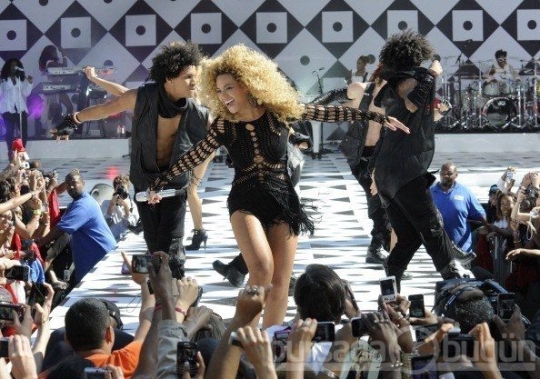 25 bin dolar öde Beyonce ile çalış 