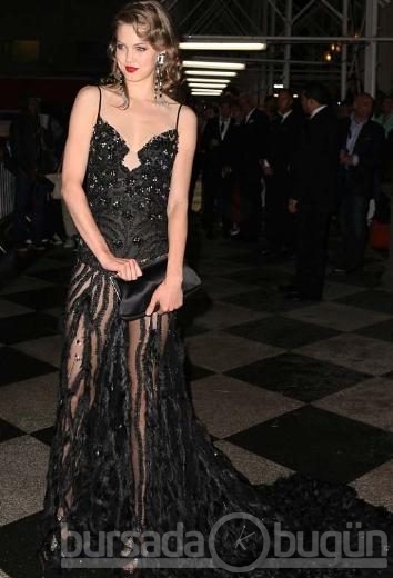Lindsey Wixon