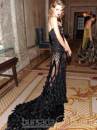Lindsey Wixon