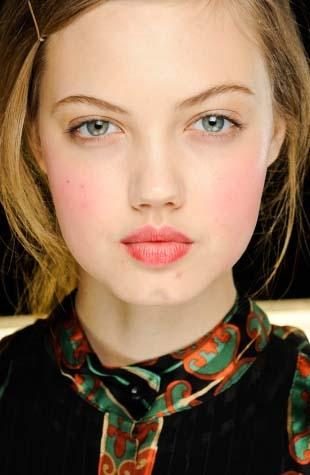 Lindsey Wixon