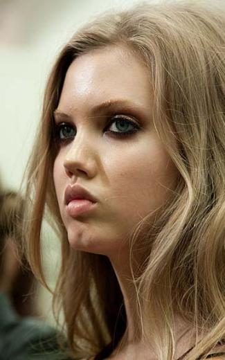 Lindsey Wixon