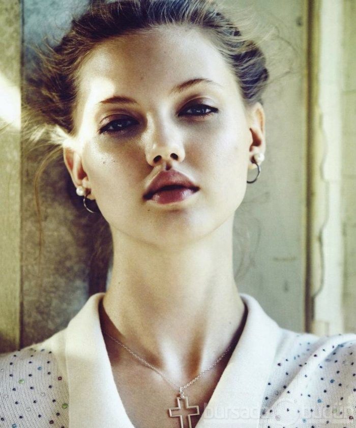 Lindsey Wixon