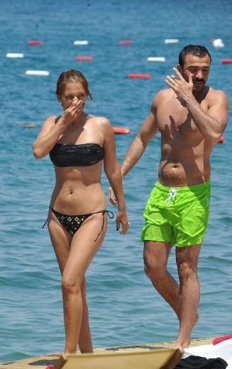 Demet Akalın aşka geldi!