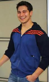 Çağatay Ulusoy havuz partisinde!