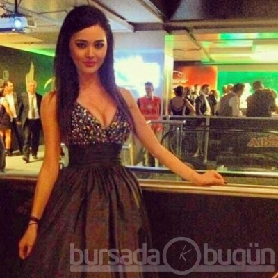 Cansu Taşkın'dan yepyeni pozlar...