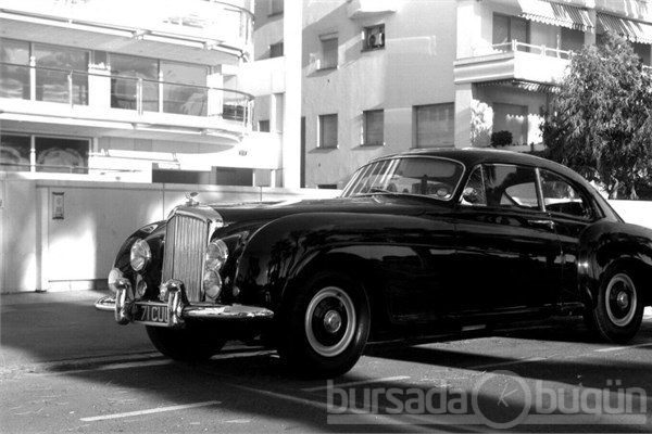 Yüzyılın en 'seksi' otomobilleri 