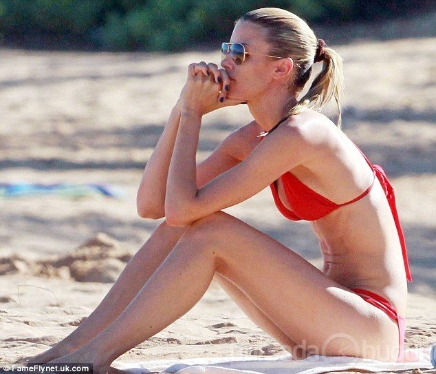 Paige Butcher, Hawaii'de nefesleri kesti 