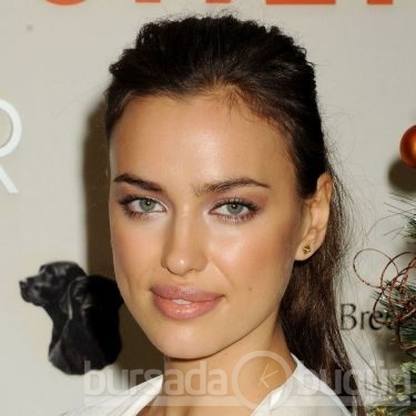 Irina Shayk yine büyüledi!