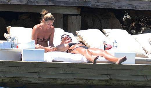 Playboy'a soyunacak 