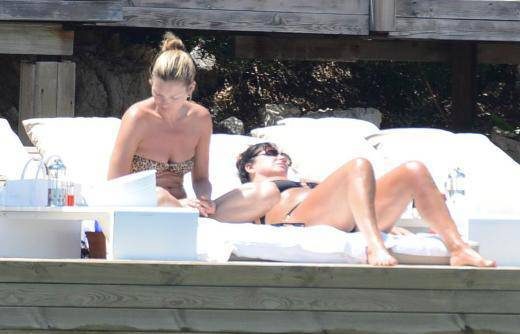 Playboy'a soyunacak 