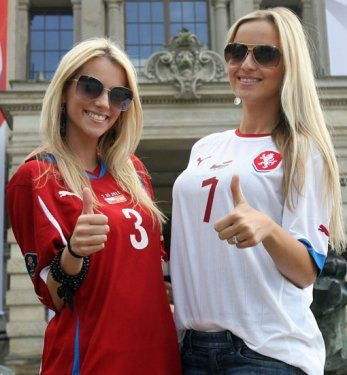 Fener'in yeni yengesi Nicole