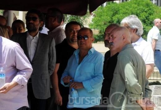 Gazeteci Oktay İybar toprağa verildi