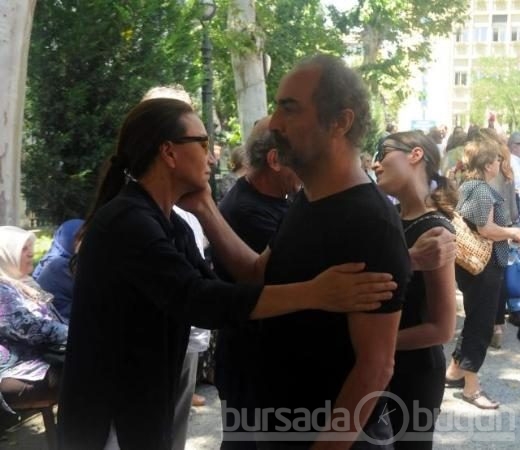 Gazeteci Oktay İybar toprağa verildi