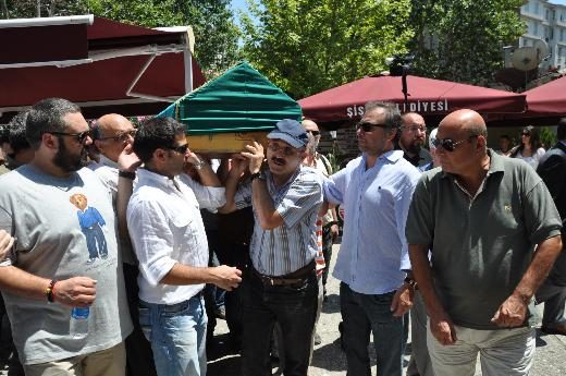 Gazeteci Oktay İybar toprağa verildi