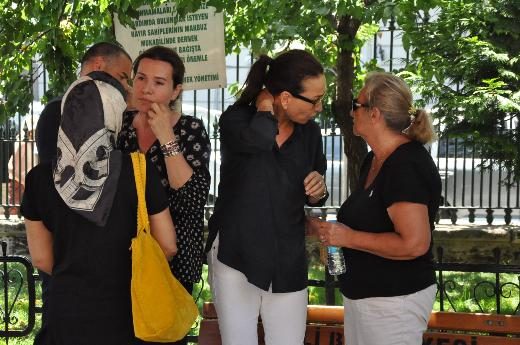 Gazeteci Oktay İybar toprağa verildi