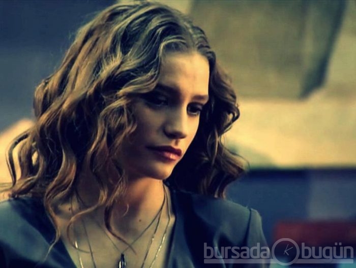 Serenay Sarıkaya 