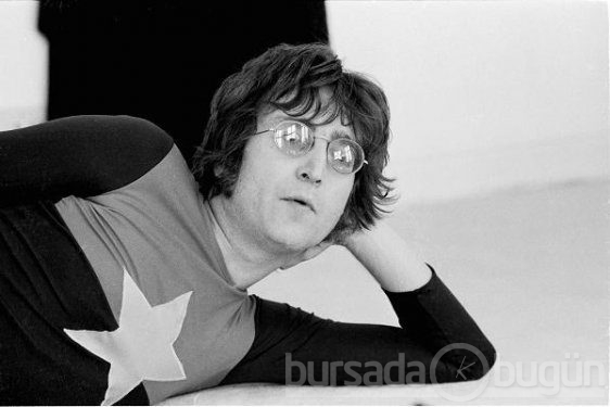 Starların pahalıya satılan eşyaları