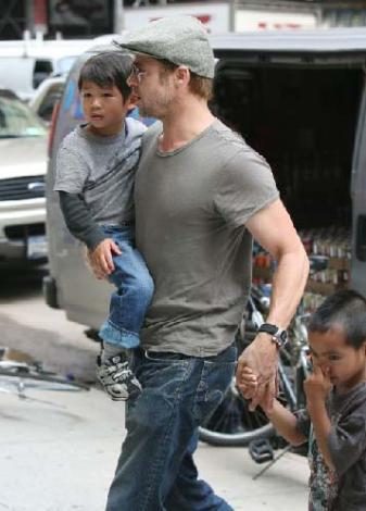 Jolie Pitt çiftinin evlatlık çocukları
