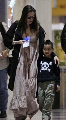Jolie Pitt çiftinin evlatlık çocukları