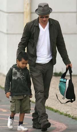 Jolie Pitt çiftinin evlatlık çocukları