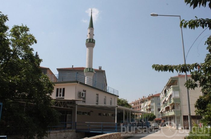 Bursa'da imam ezanı 4 dakika erken okuyunca...