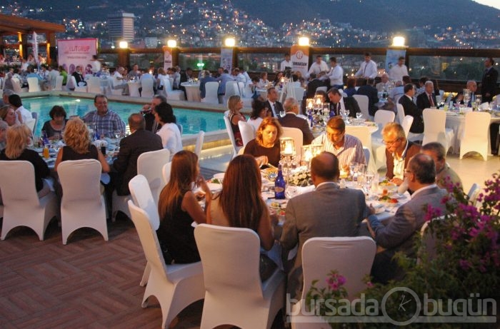 BALKANSİAD üyeleri iftarda buluştu