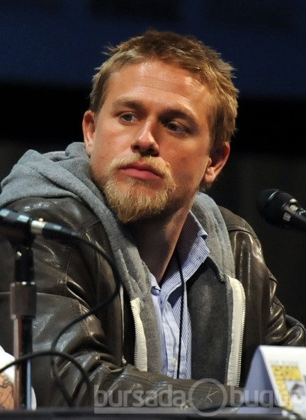 Brad Pitt`in tahtına aday
