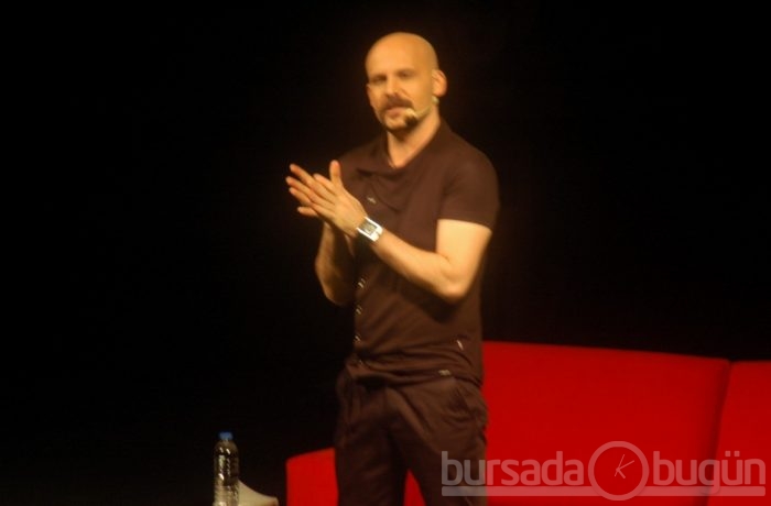 Bursa'da Atalay Demirci kahkahaya boğdu