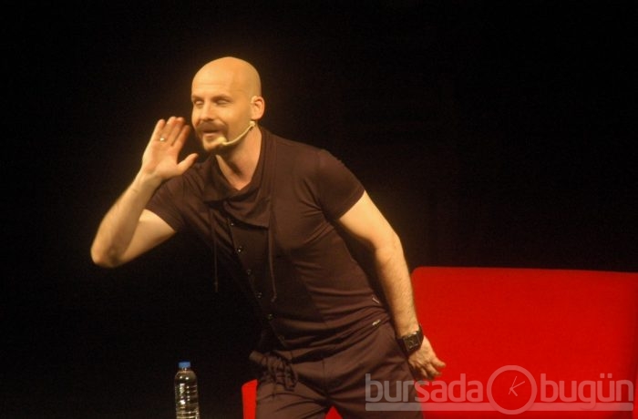 Bursa'da Atalay Demirci kahkahaya boğdu