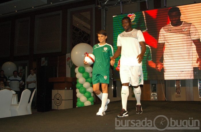 Bursaspor'dan 50. yıla özel forma