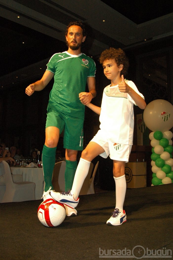 Bursaspor'dan 50. yıla özel forma
