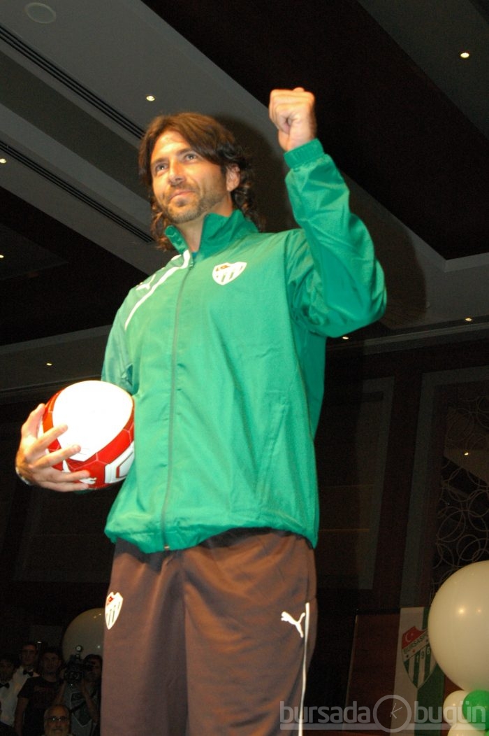 Bursaspor'dan 50. yıla özel forma