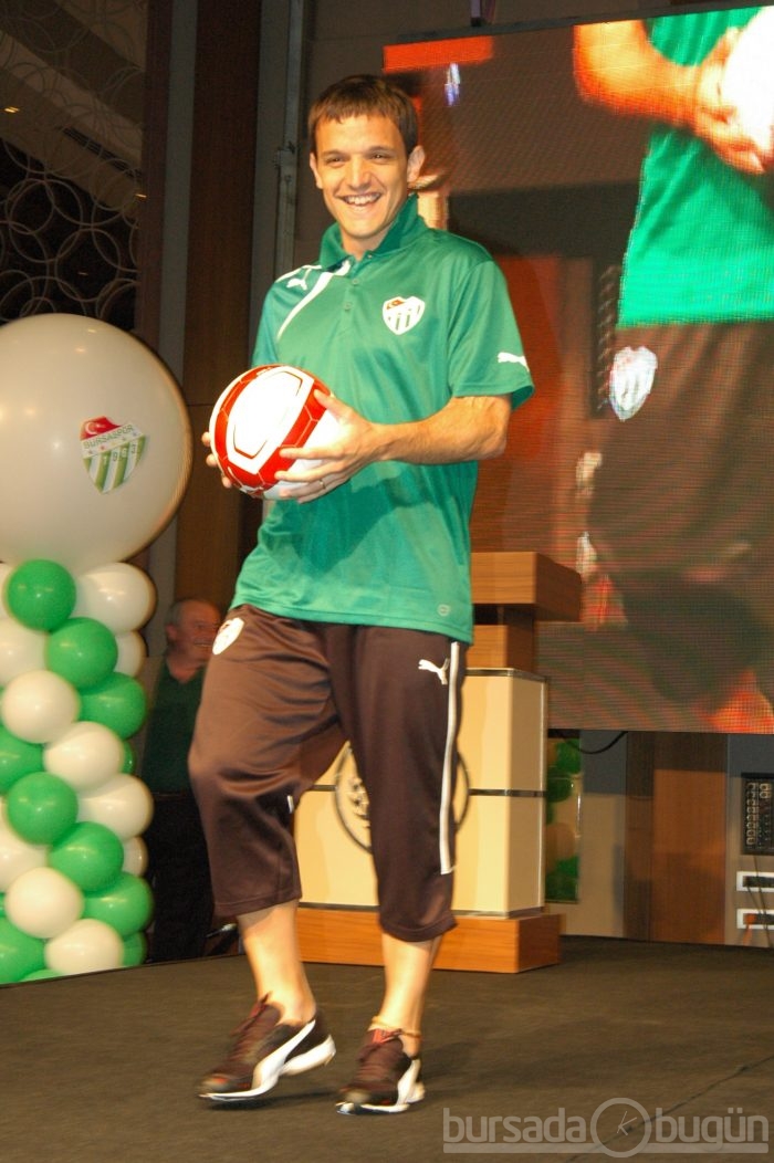 Bursaspor'dan 50. yıla özel forma